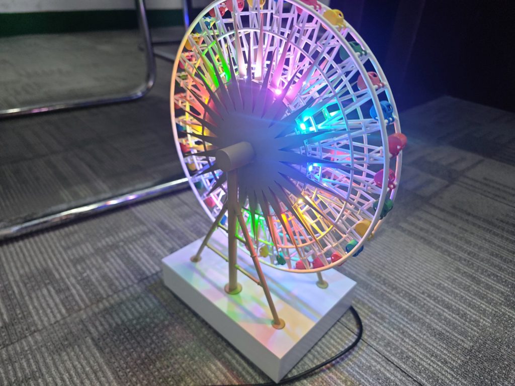 Miniature Ferris wheel model customization factory