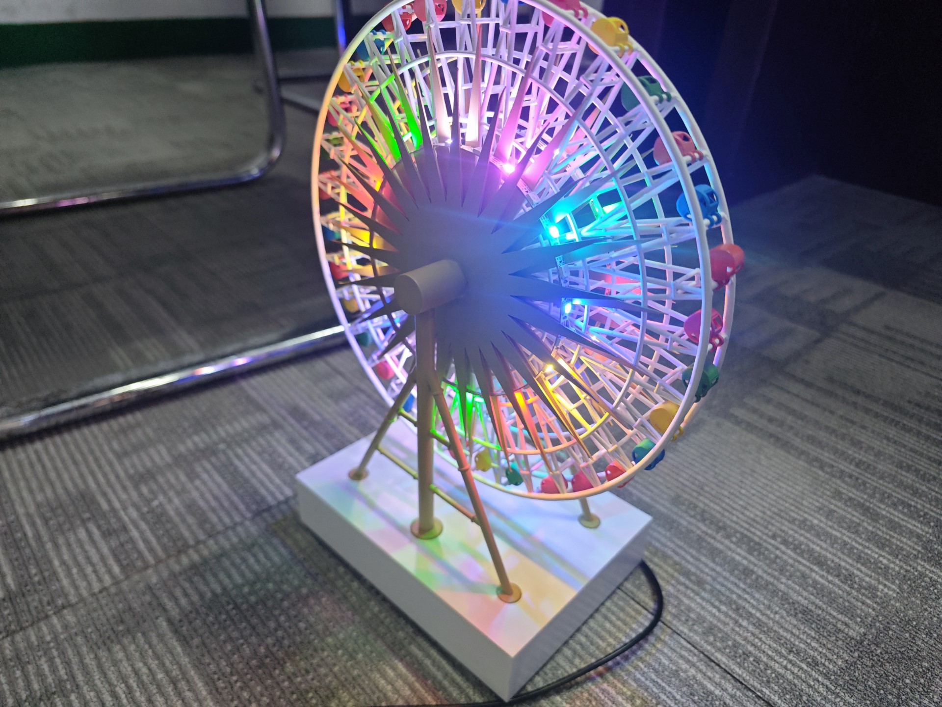 Miniature Ferris wheel model customization factory