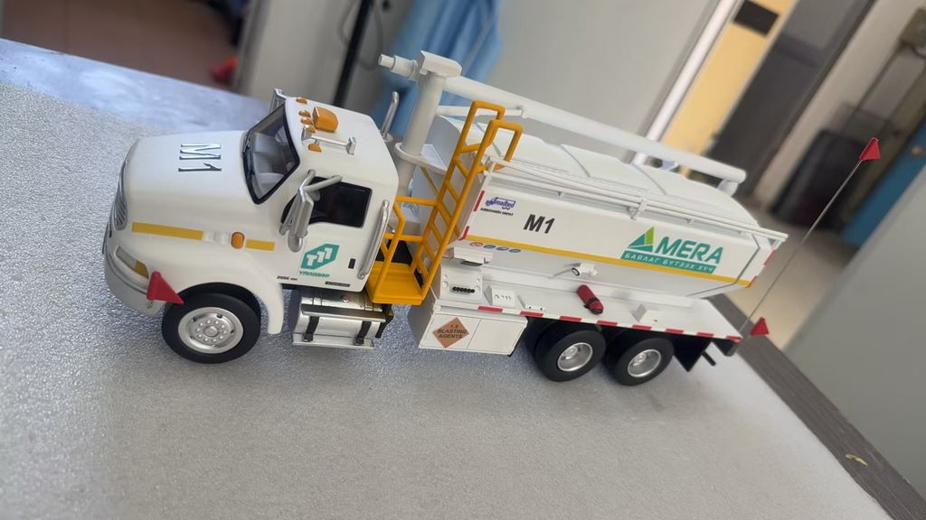 Vehicle Scale Model